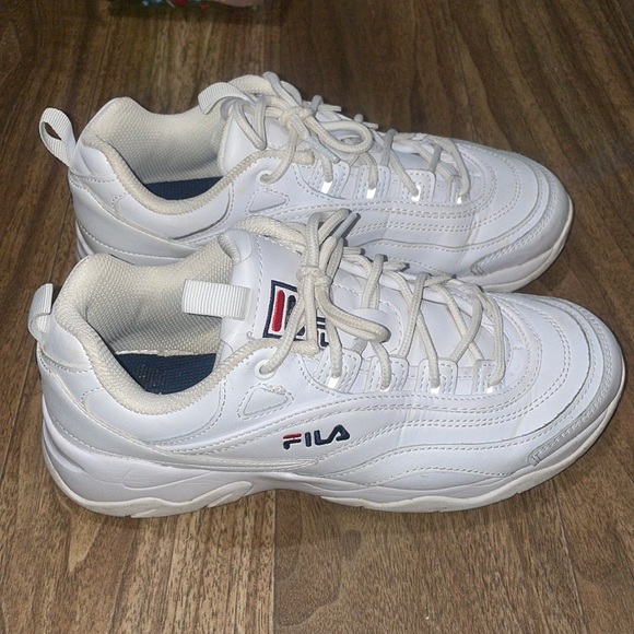 Fila - Picture 2 of 6